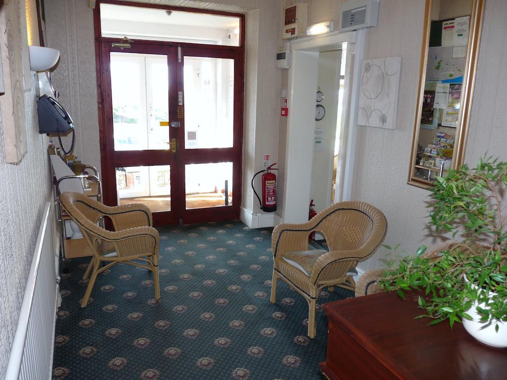 בלקפול Moorings Hotel מראה חיצוני תמונה