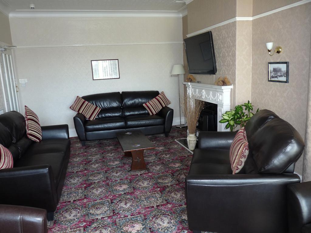 בלקפול Moorings Hotel מראה חיצוני תמונה