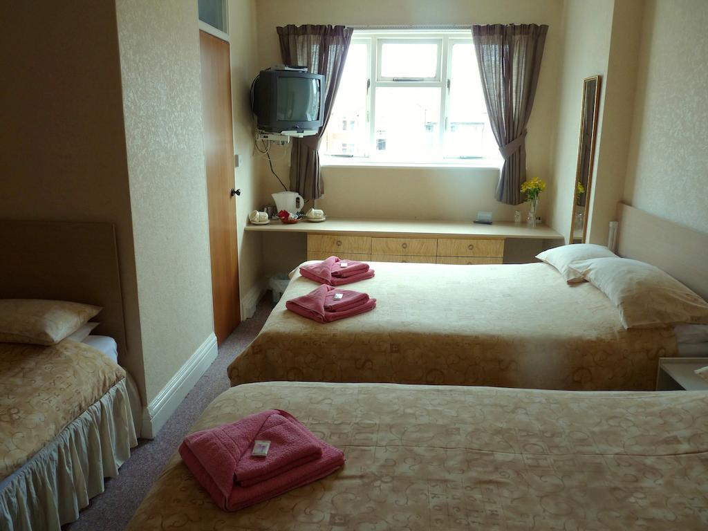 בלקפול Moorings Hotel חדר תמונה